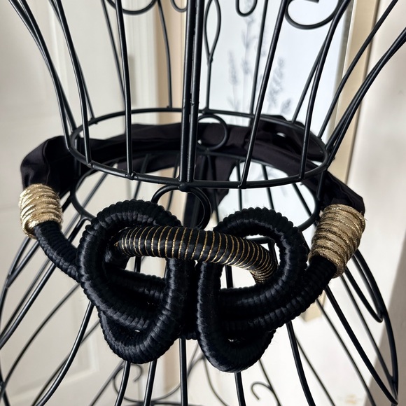 VTG Unique Black Metallic Gold Thread Knot Rope Belt - Picture 3 of 6